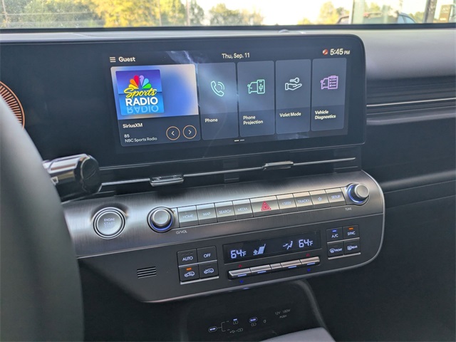 2026 Hyundai Kona SEL photo 5