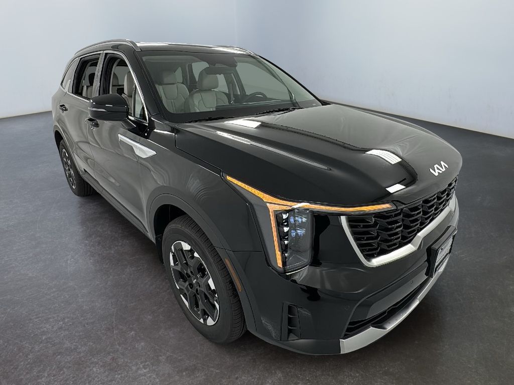2025 Kia Sorento S's photo