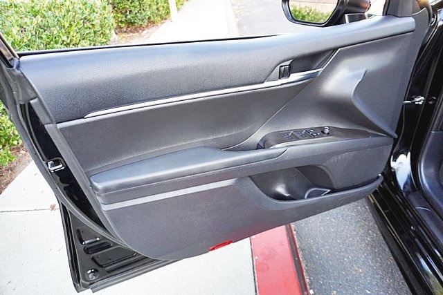 Used 2022 Black Toyota SE image 20