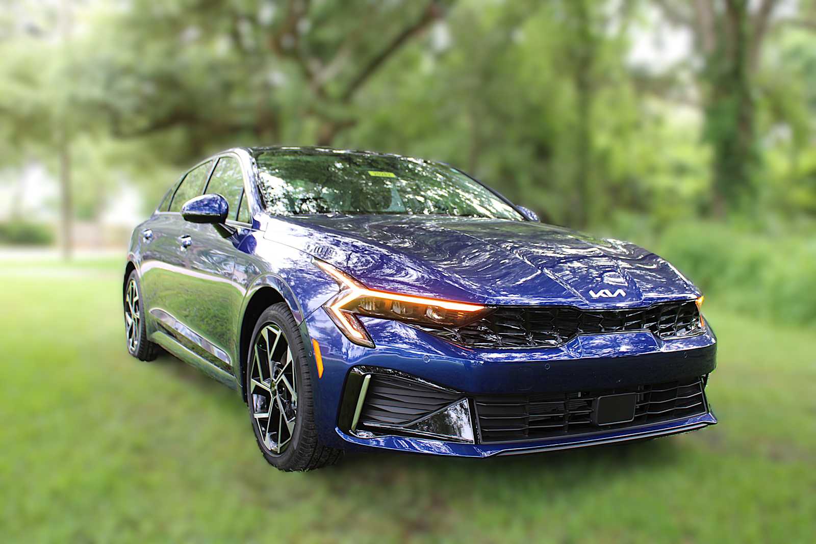 2025 Kia K5 EX photo 2