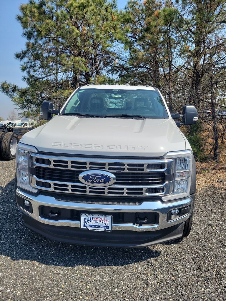 2024 Ford F-450 XL photo 2