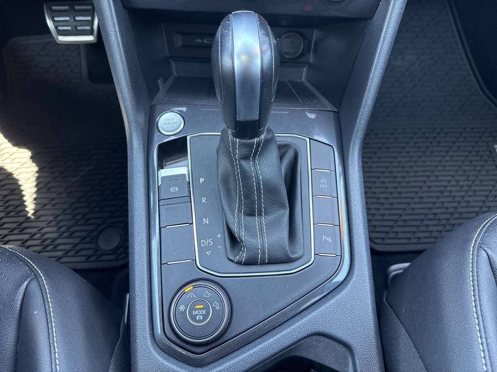 2021 Volkswagen Tiguan SE R-Line Black photo 10