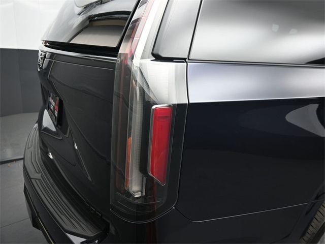 2021 Cadillac Escalade ESV Premium Luxury photo 25