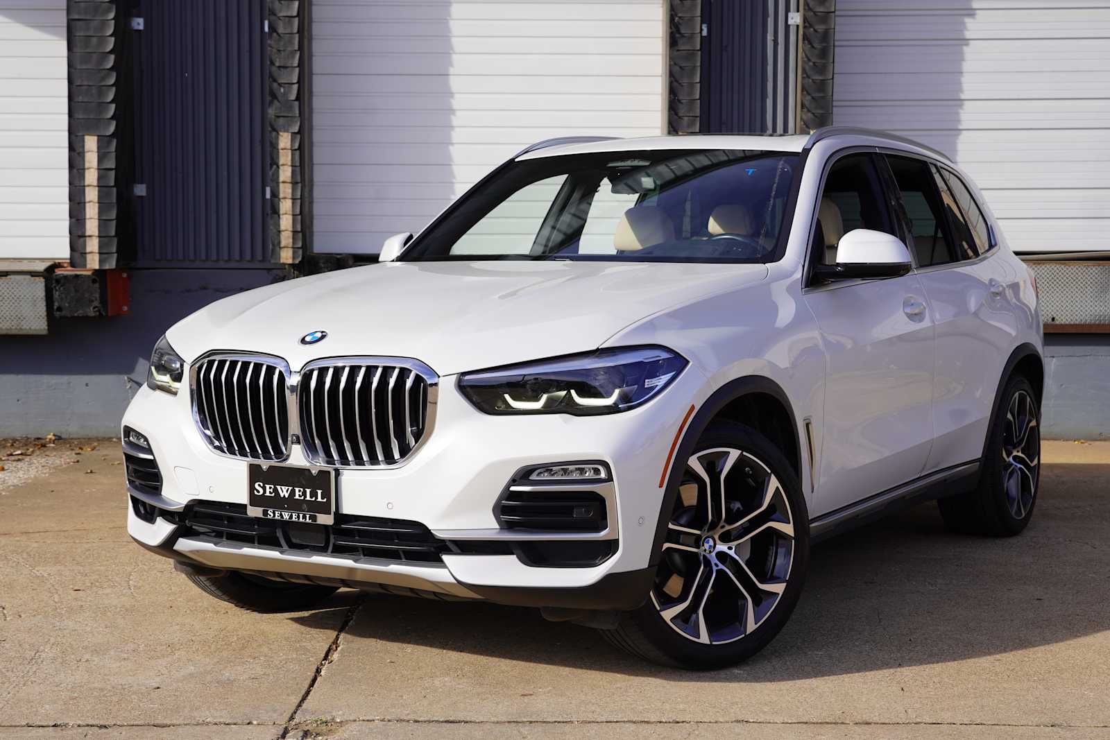 2021 BMW X5 40i's photo