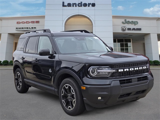 2025 Ford Bronco Sport Outer Banks's photo