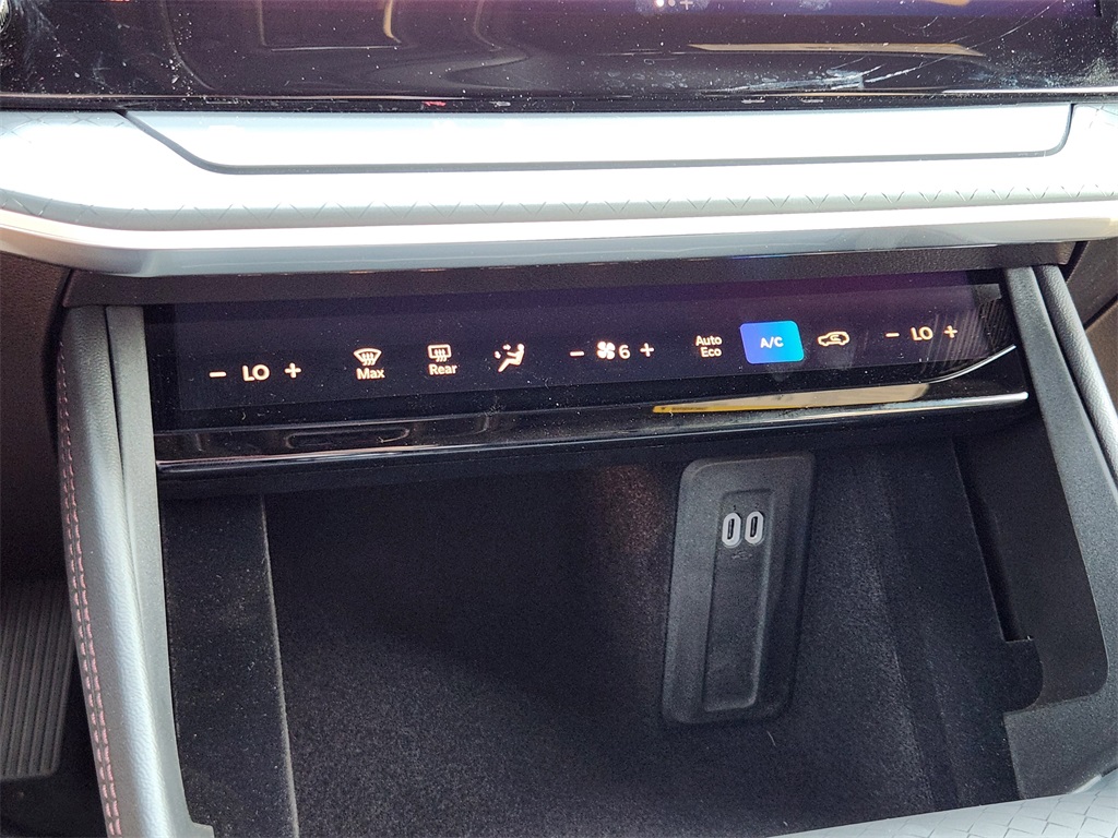 2025 Jeep Wagoneer S Limited photo 13