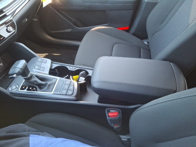 2026 Kia Sportage LX photo 22