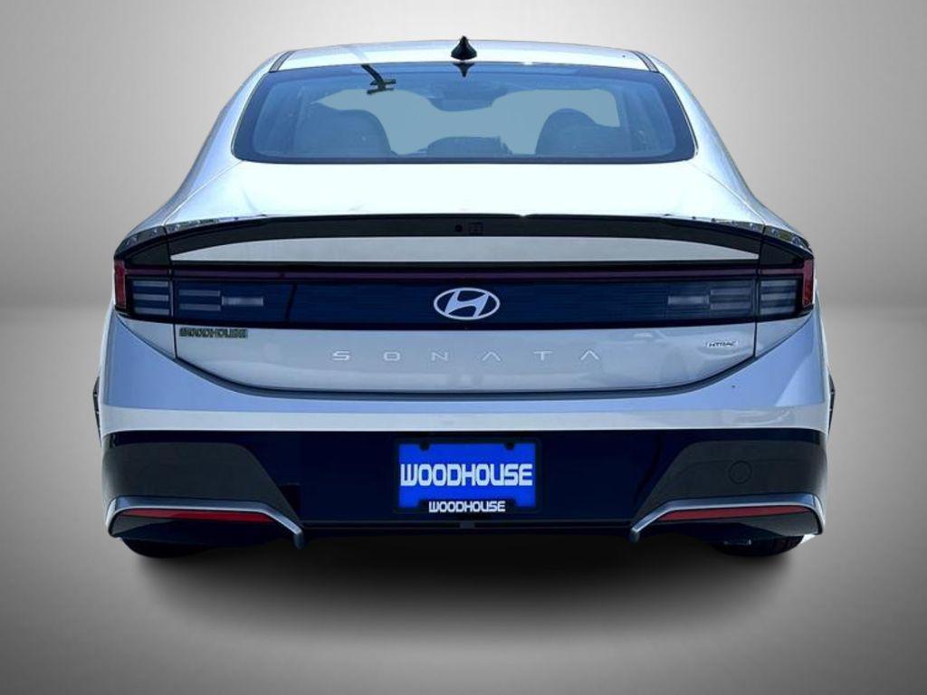 2025 Hyundai Sonata SEL photo 6