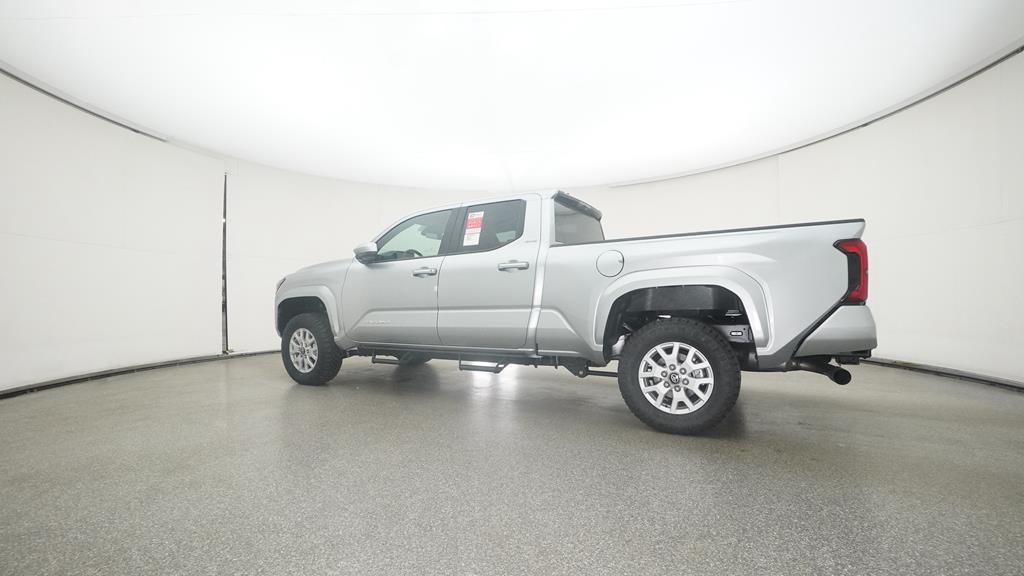 2025 Toyota Tacoma SR5 photo 12