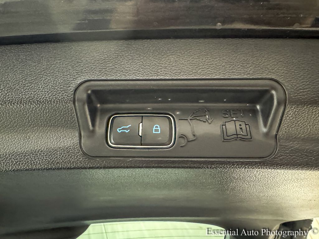 2023 FORD EXPLORER - Image 26