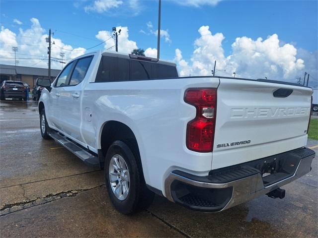 2024 Chevrolet Silverado 1500 LT photo 3