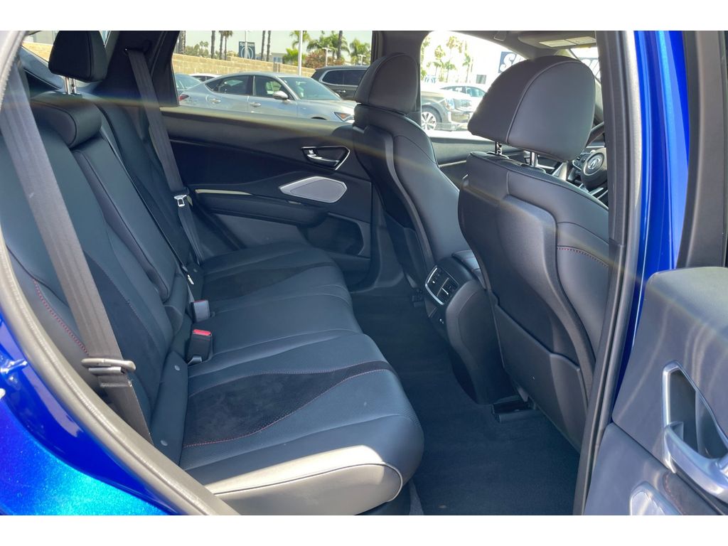 2025 Acura RDX A-Spec photo 17