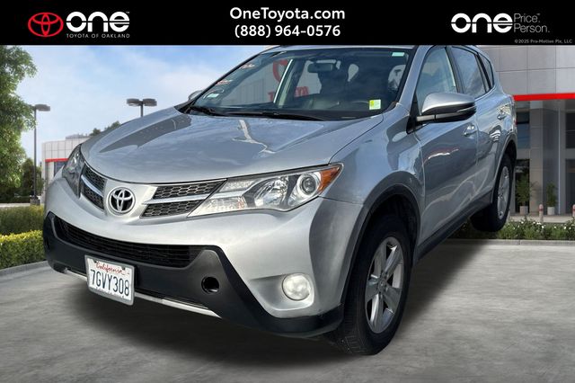 2014 Toyota RAV4 XLE's photo