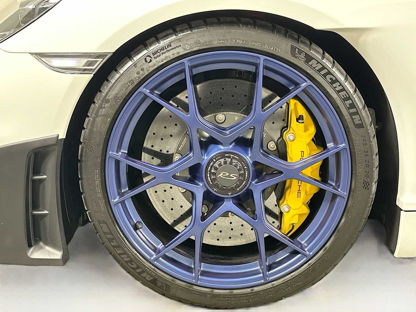 2024 Porsche Cayman GT4 RS photo 25