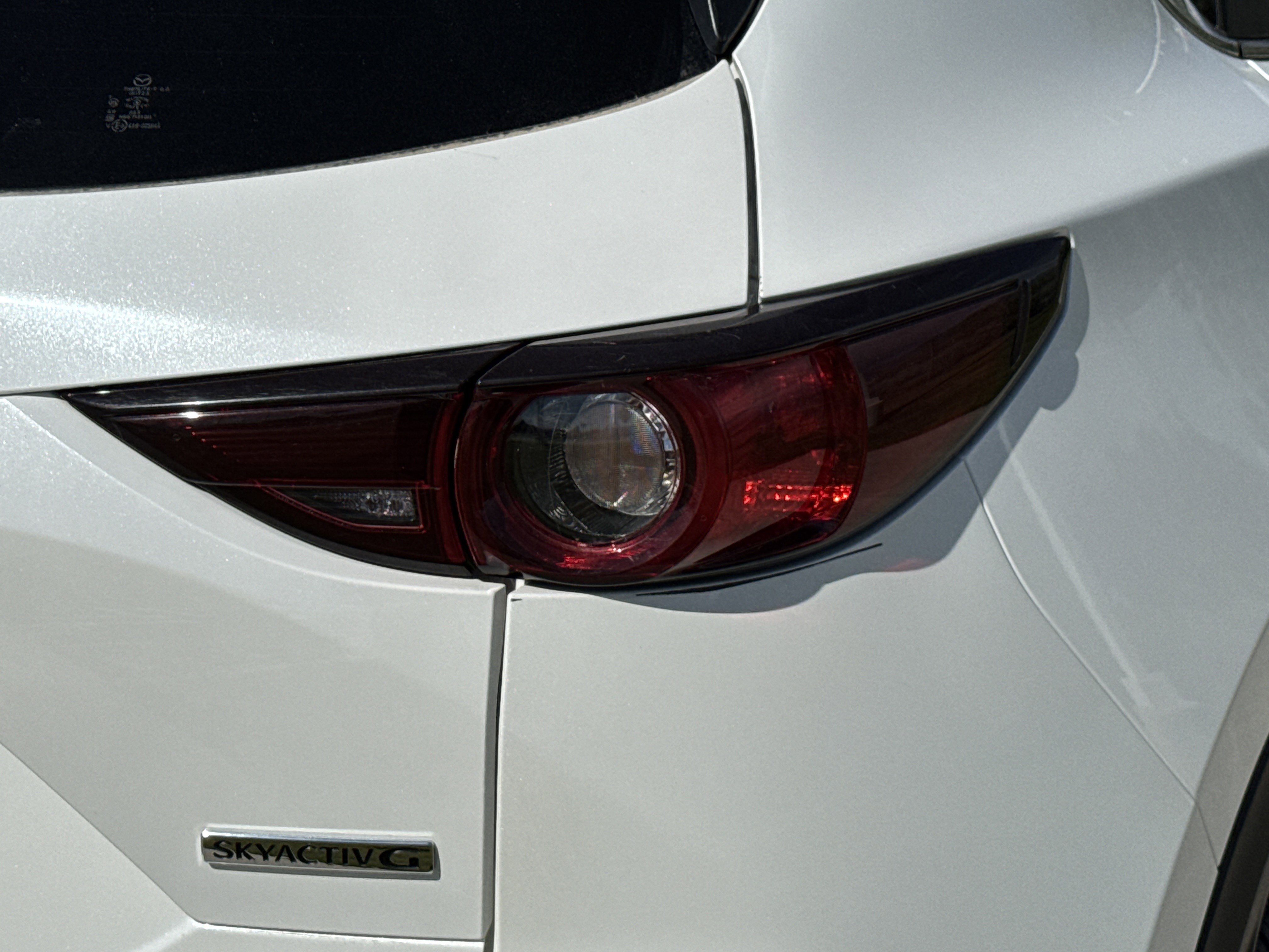 2021 Mazda CX-5 Touring photo 4