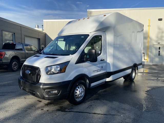 2025 Ford Transit photo 3