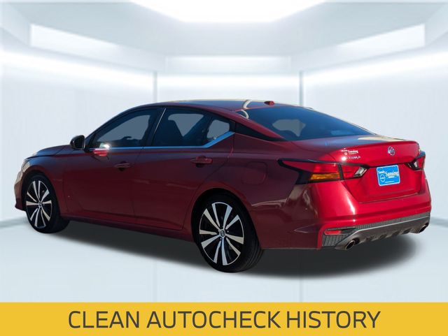 2021 Nissan Altima 2.5 SR photo 3
