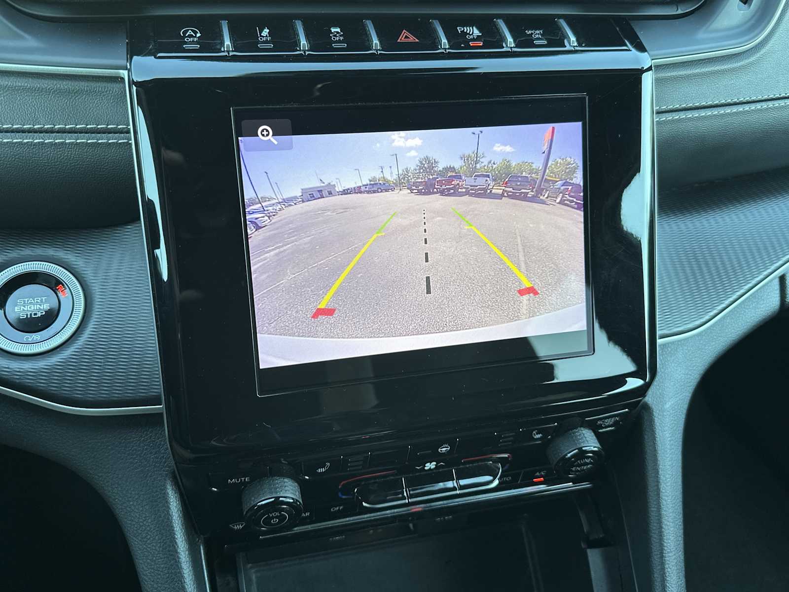2024 Jeep Grand Cherokee Altitude photo 23