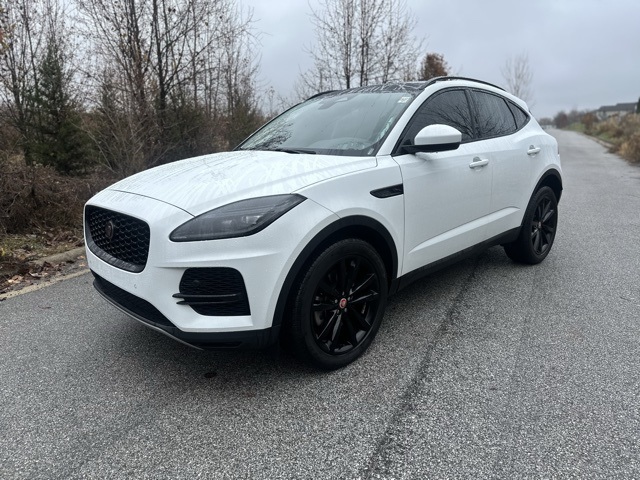 2023 Jaguar E-PACE SE's photo