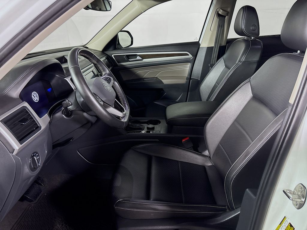 2022 Volkswagen Atlas SE photo 9