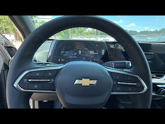 2026 Chevrolet Equinox LT photo 12