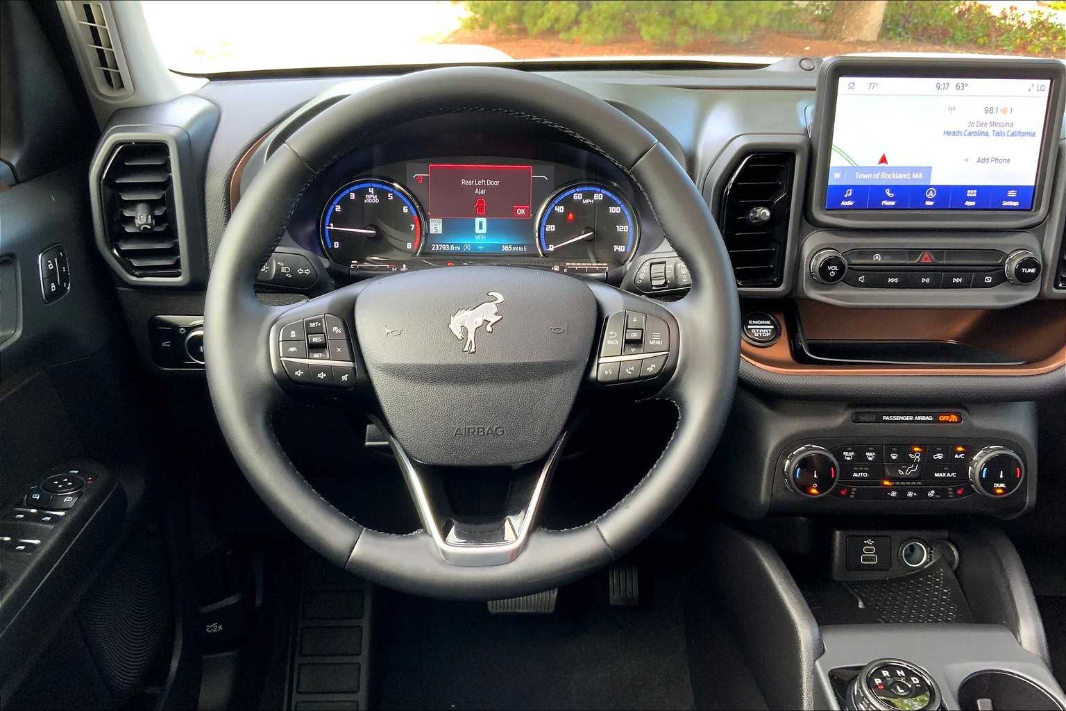 2024 Ford Bronco Sport Outer Banks photo 5