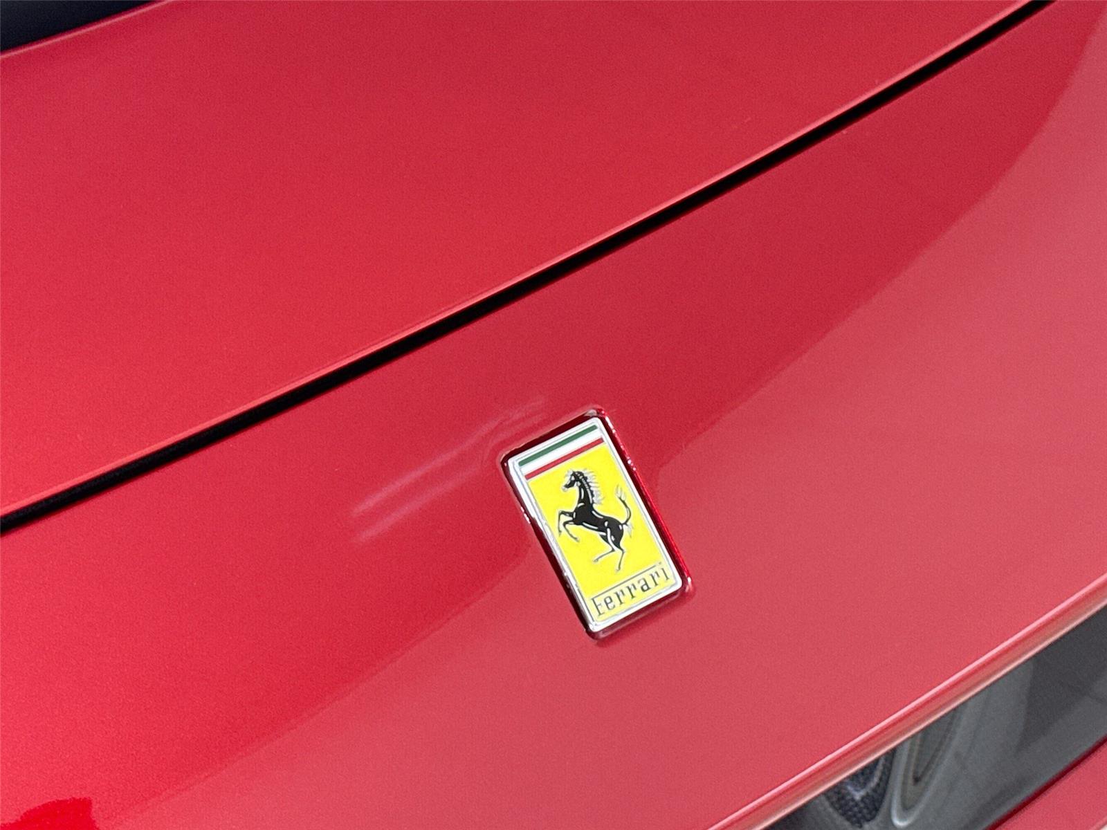 2022 Ferrari F8 Spider Base photo 28