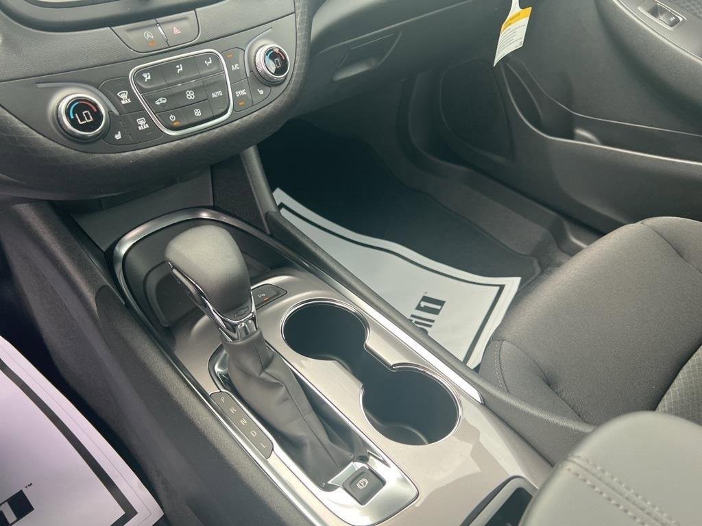2024 Chevrolet Malibu 1LT photo 12