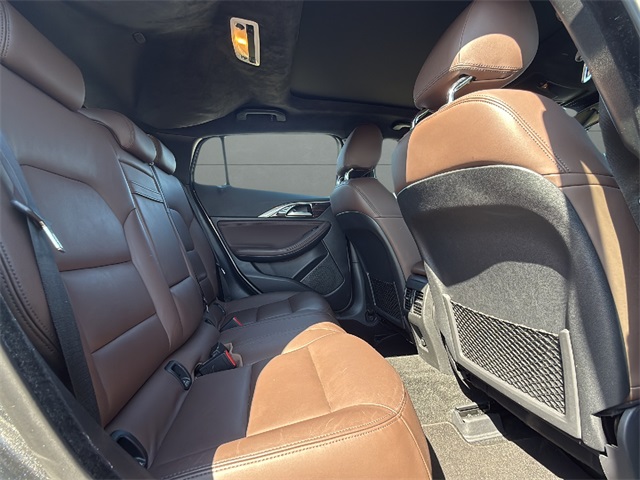 2018 Infiniti QX30 Premium photo 11