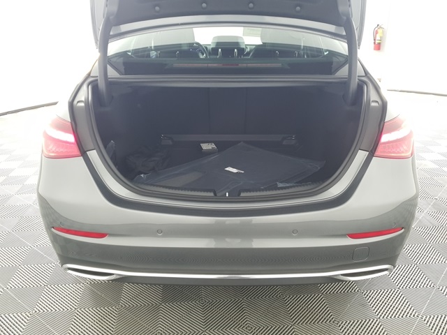 2025 Mercedes Benz C 300 photo 8