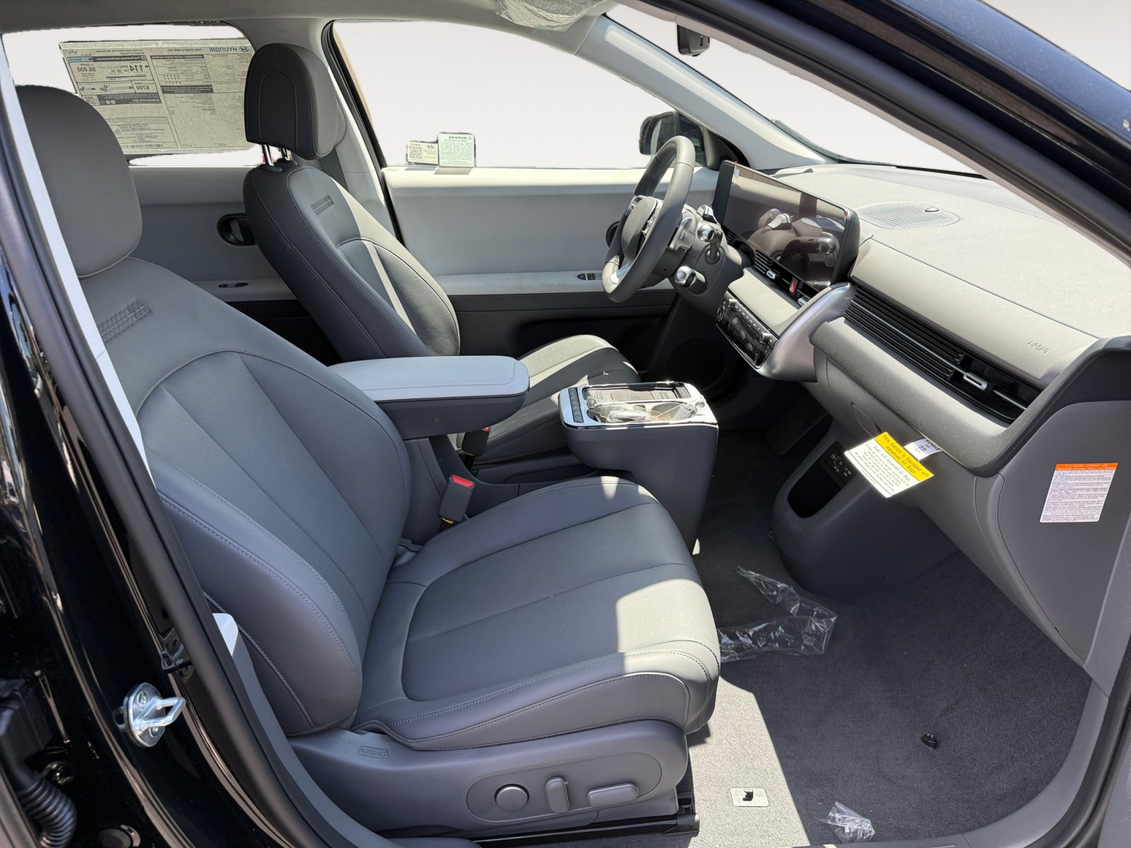 2025 Hyundai Ioniq 5 SEL photo 18