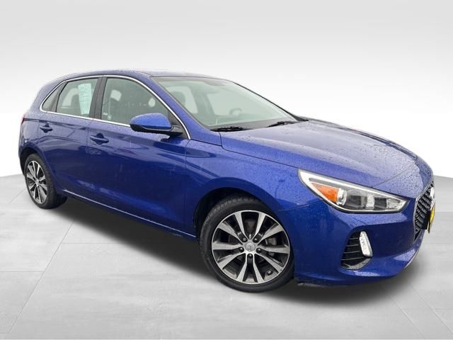 2019 Hyundai Elantra GT GT's photo