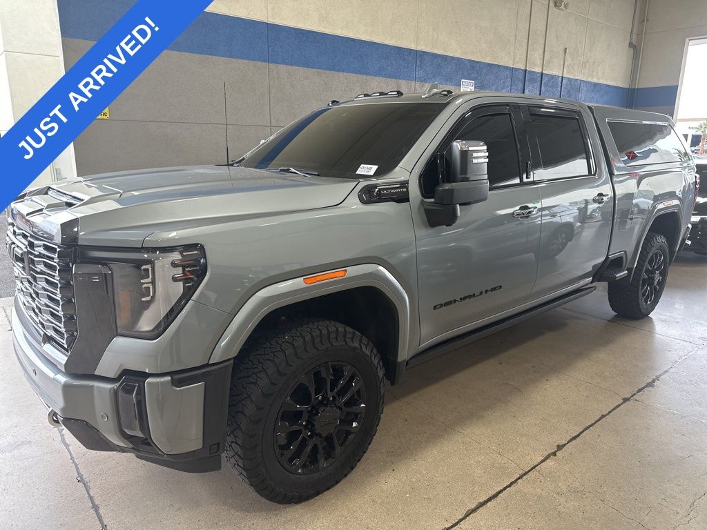 2024 GMC Sierra 2500HD Denali Ultimate's photo