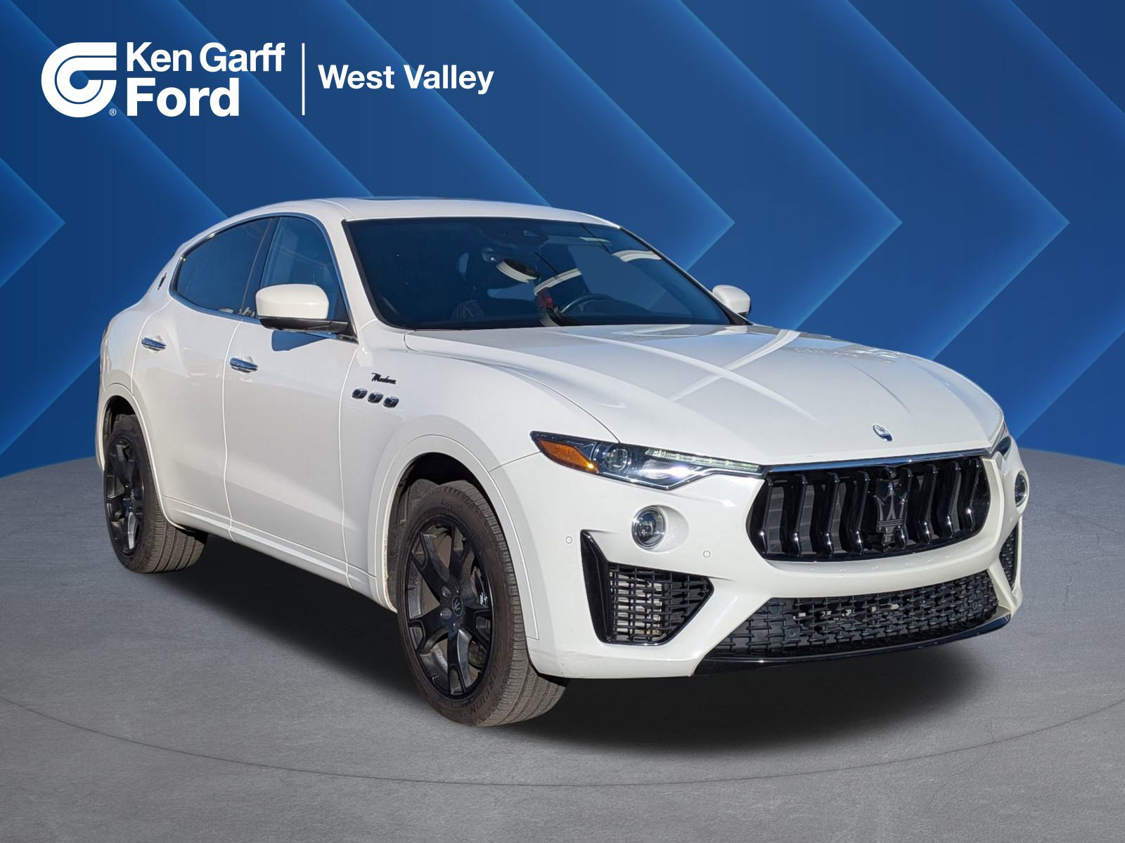 2023 Maserati Levante Modena's photo