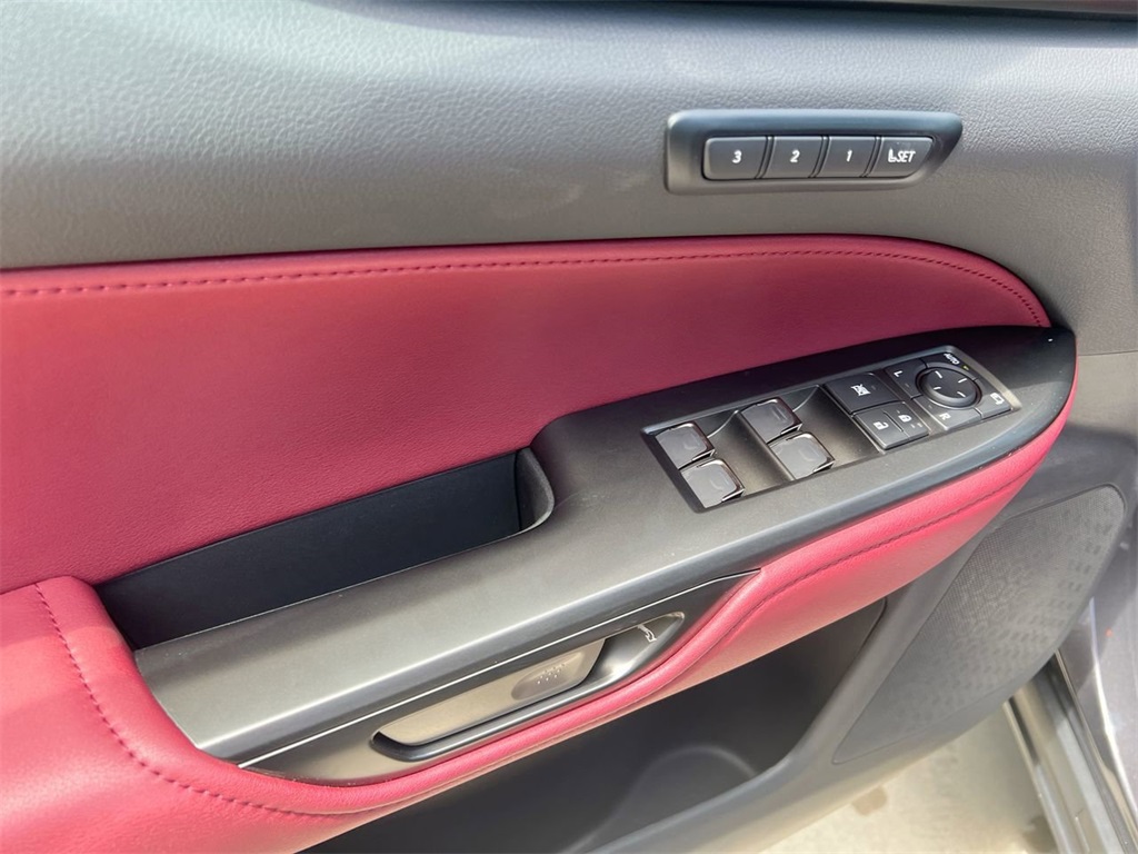 2026 Lexus NX 350h Luxury AWD photo 11