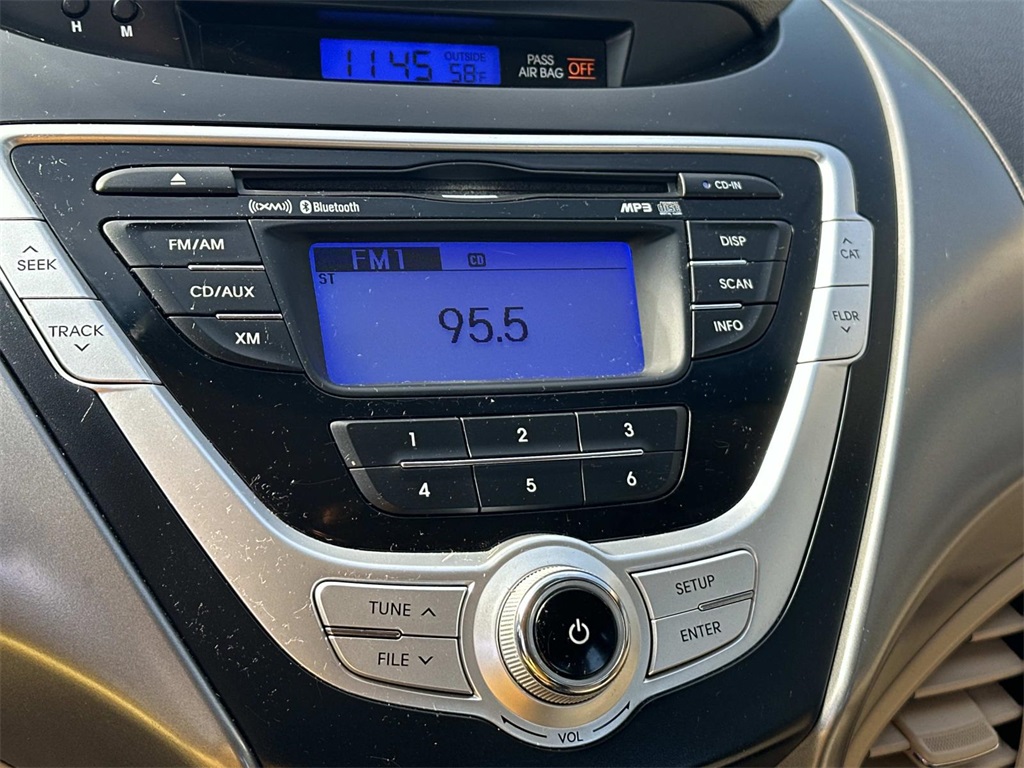 2011 Hyundai Elantra GLS photo 3