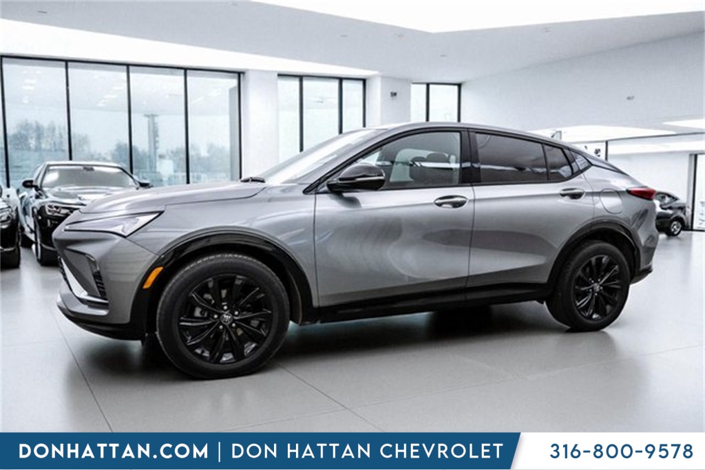2024 Buick Envista ST photo 2