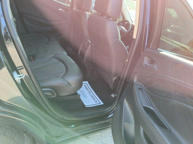 2017 Buick Envision Essence photo 17