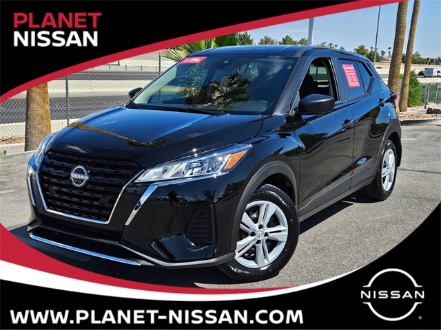 2025 Nissan KICKS PLAY Base