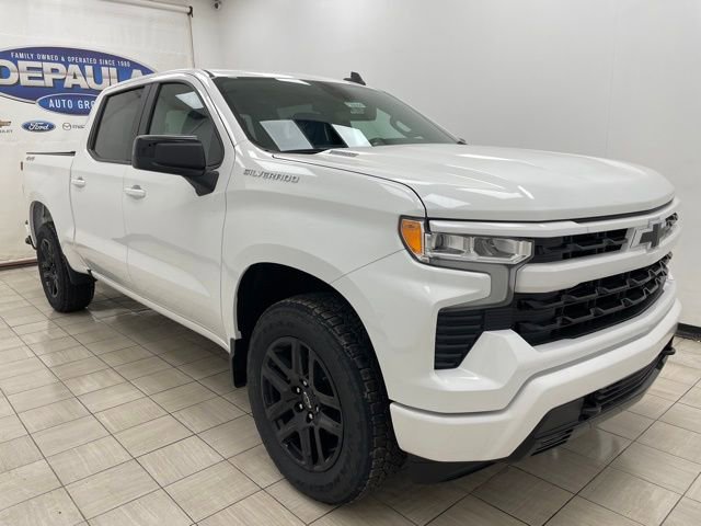 2026 Chevrolet Silverado Base's photo