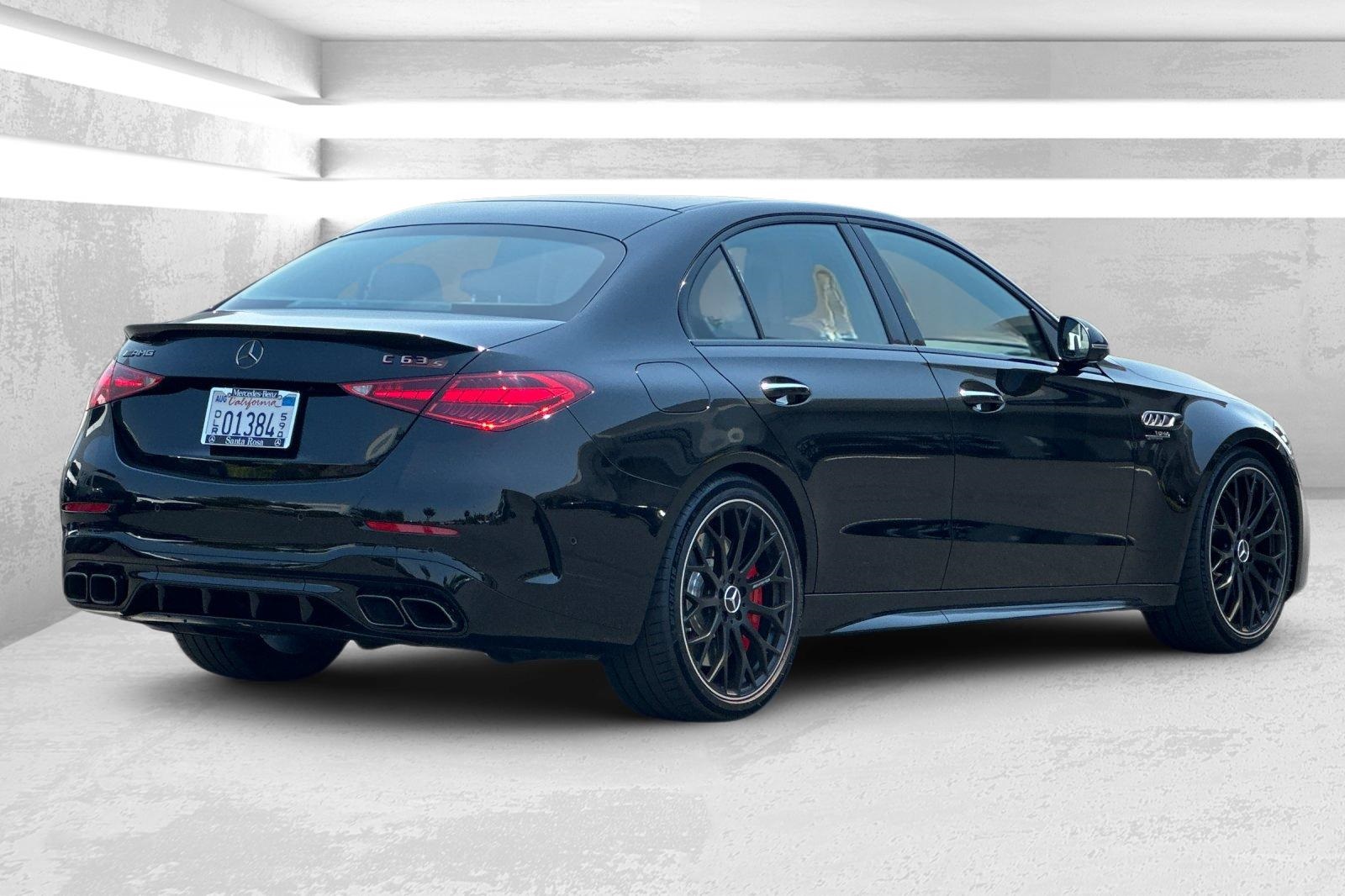 2024 Mercedes Benz C 63 S AMG 4MATIC photo 3