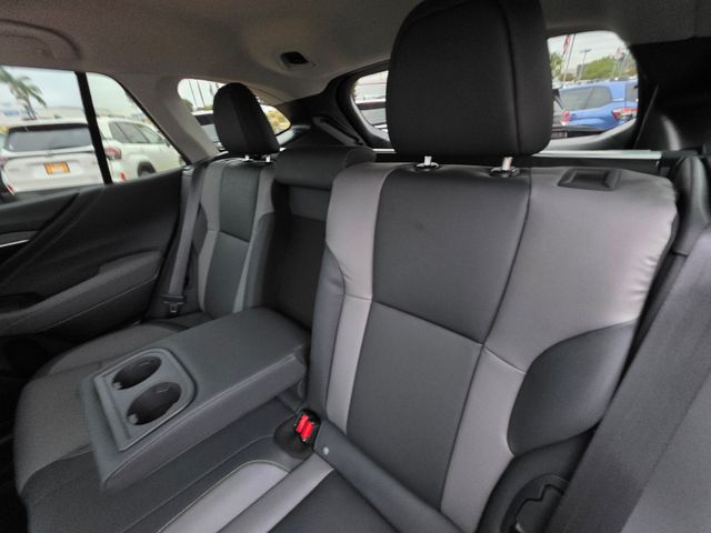 2025 Subaru Outback Onyx Edition XT photo 12