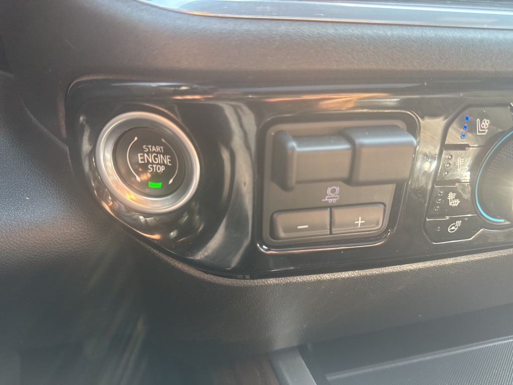 2024 Chevrolet Silverado 1500 High Country photo 25