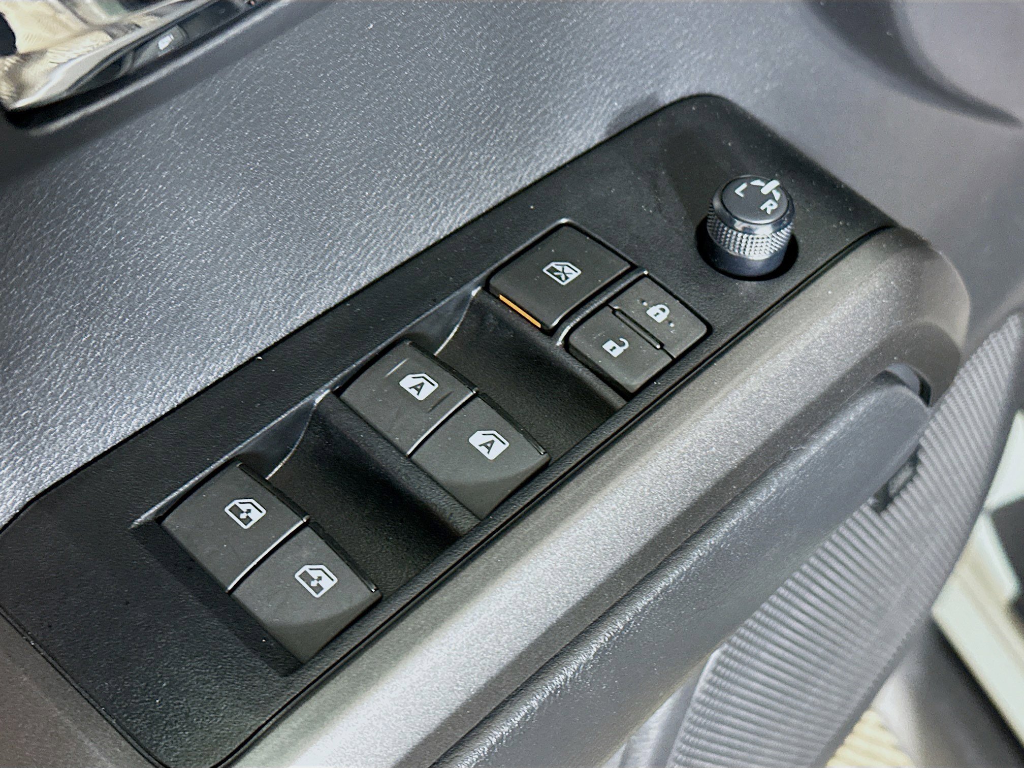 2023 Toyota Tacoma TRD Off-Road 4x4 photo 18