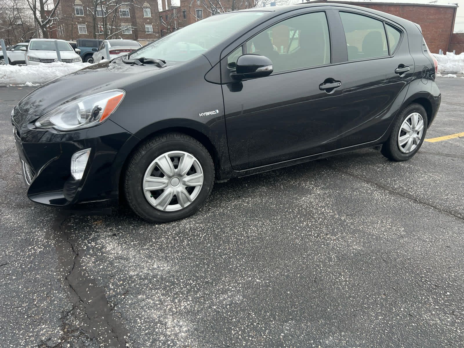 2016 Toyota Prius C Two photo 2