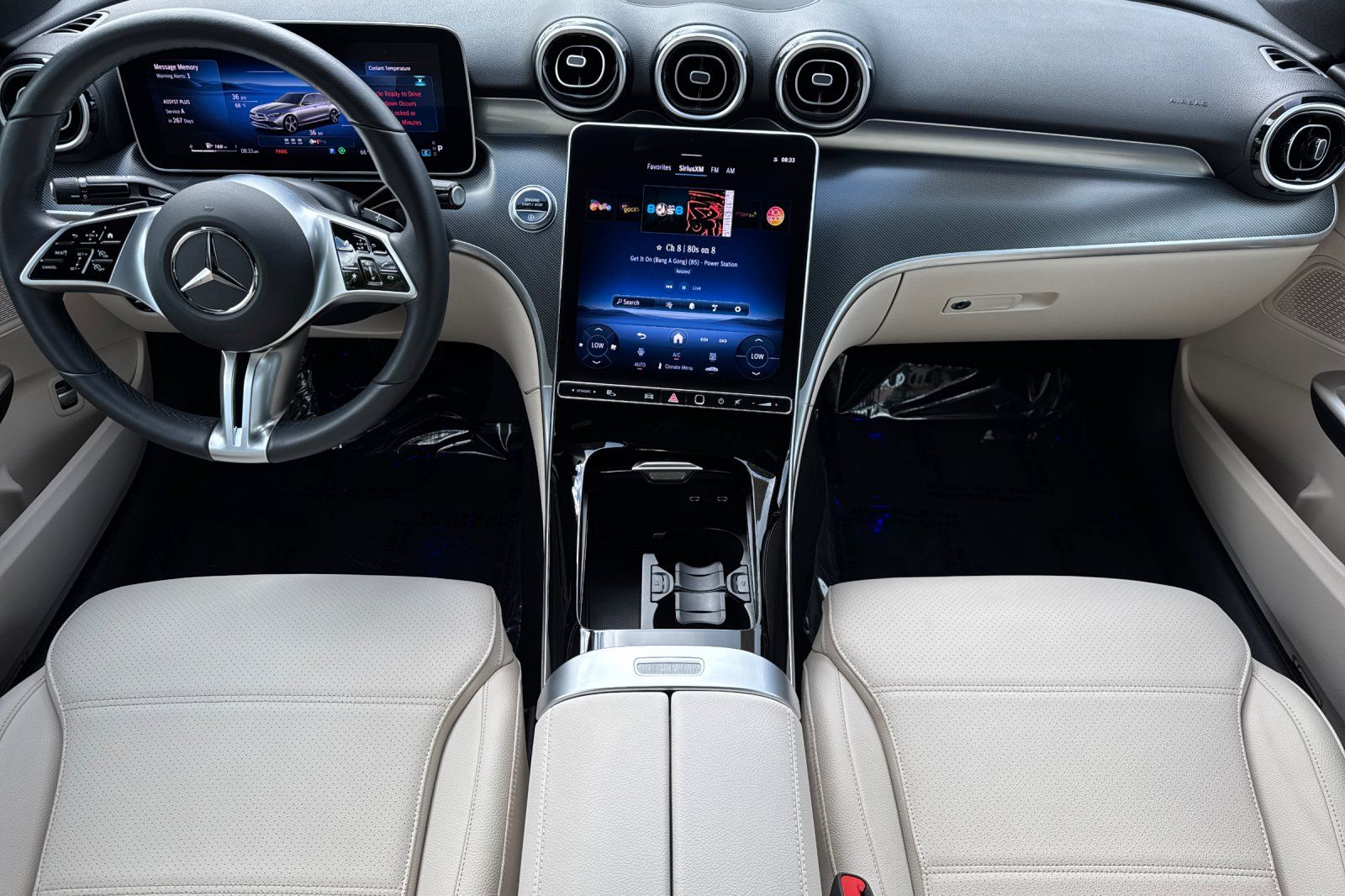 2025 Mercedes Benz C 300 4MATIC photo 4