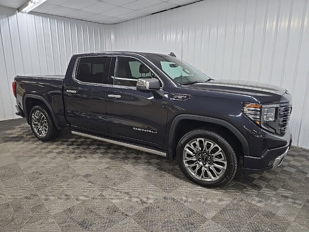 2023 GMC Sierra Denali's photo