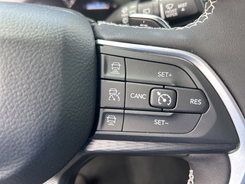 2025 Jeep Grand Cherokee Altitude X photo 41