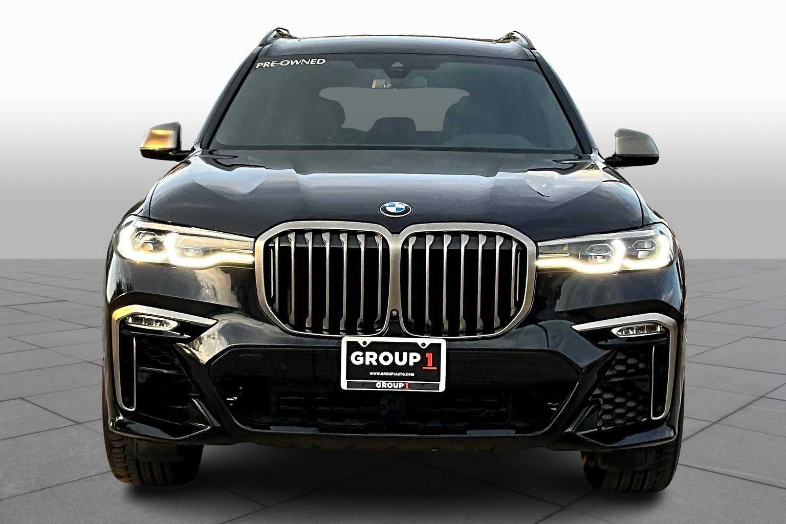 2021 Bmw X7 M50i photo 3