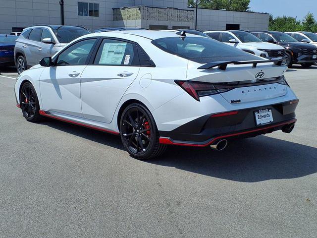 2025 Hyundai Elantra N photo 3